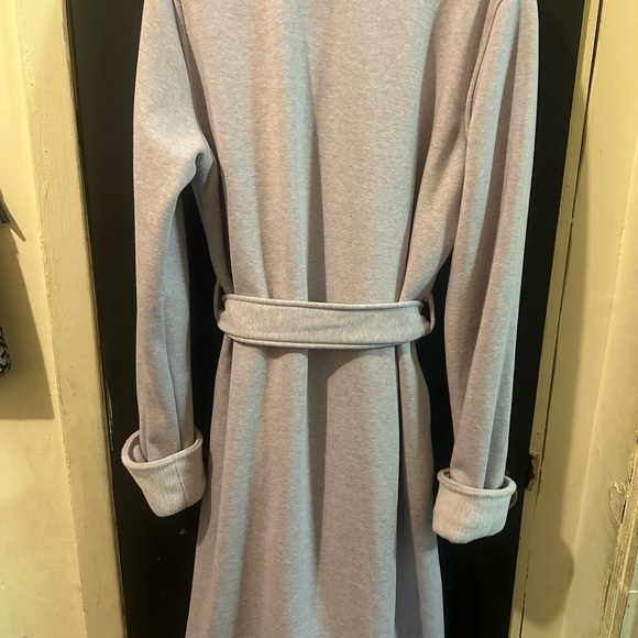 Ugg robe - Picture 3 of 5